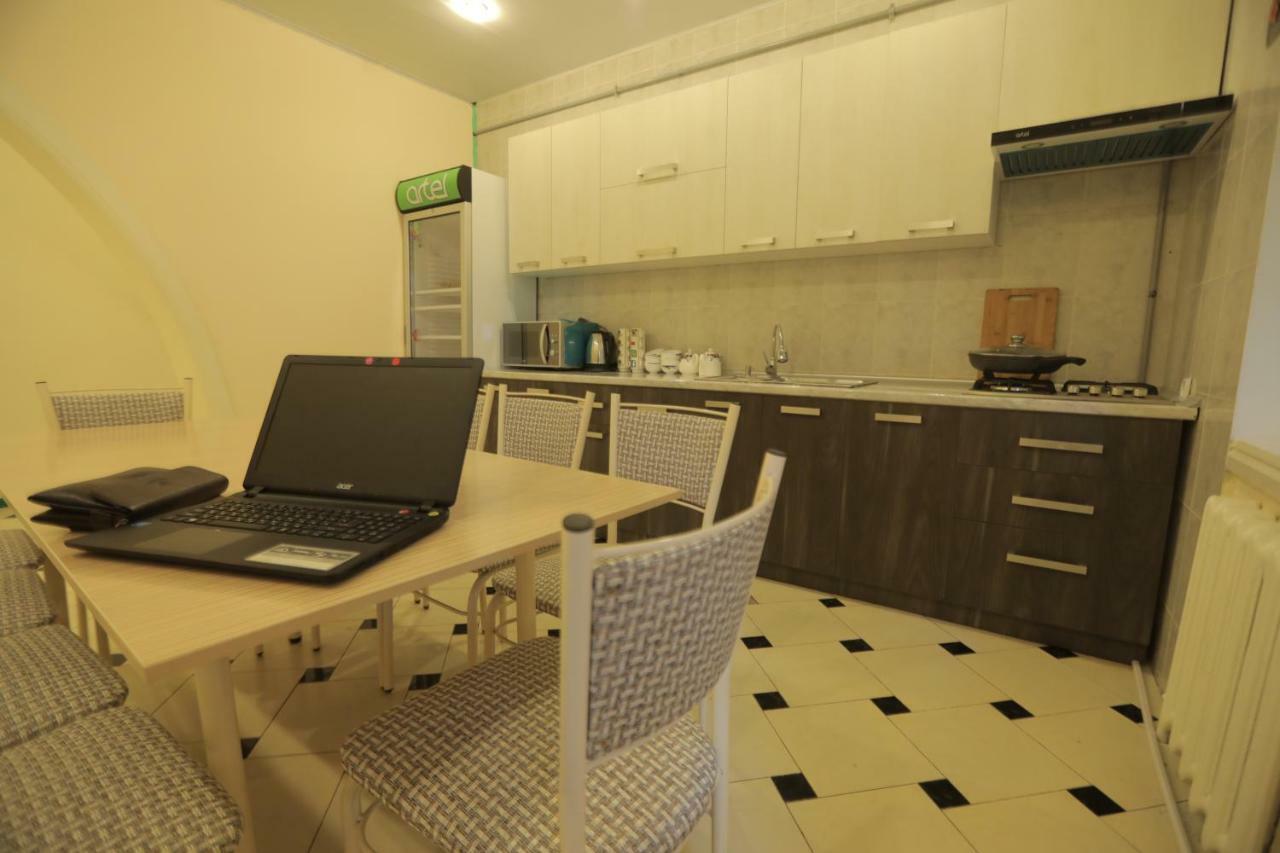 The Top Hostel Tashkent Exterior photo